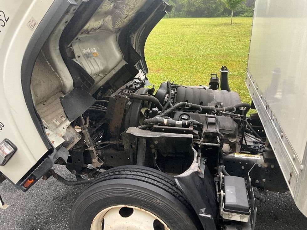 Light Duty Box Truck-Light and Medium Duty Trucks-Isuzu-2021-NPR EFI-Reading-PA-99,473\n\t\tmiles-$ 40,250 - Image 23