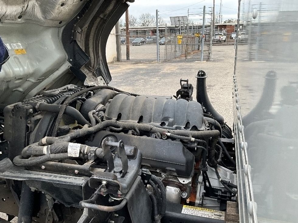 Light Duty Box Truck-Light and Medium Duty Trucks-Isuzu-2021-NPR EFI-Richmond-VA-113,036\n\t\tmiles-$ 38,000 - Image 24