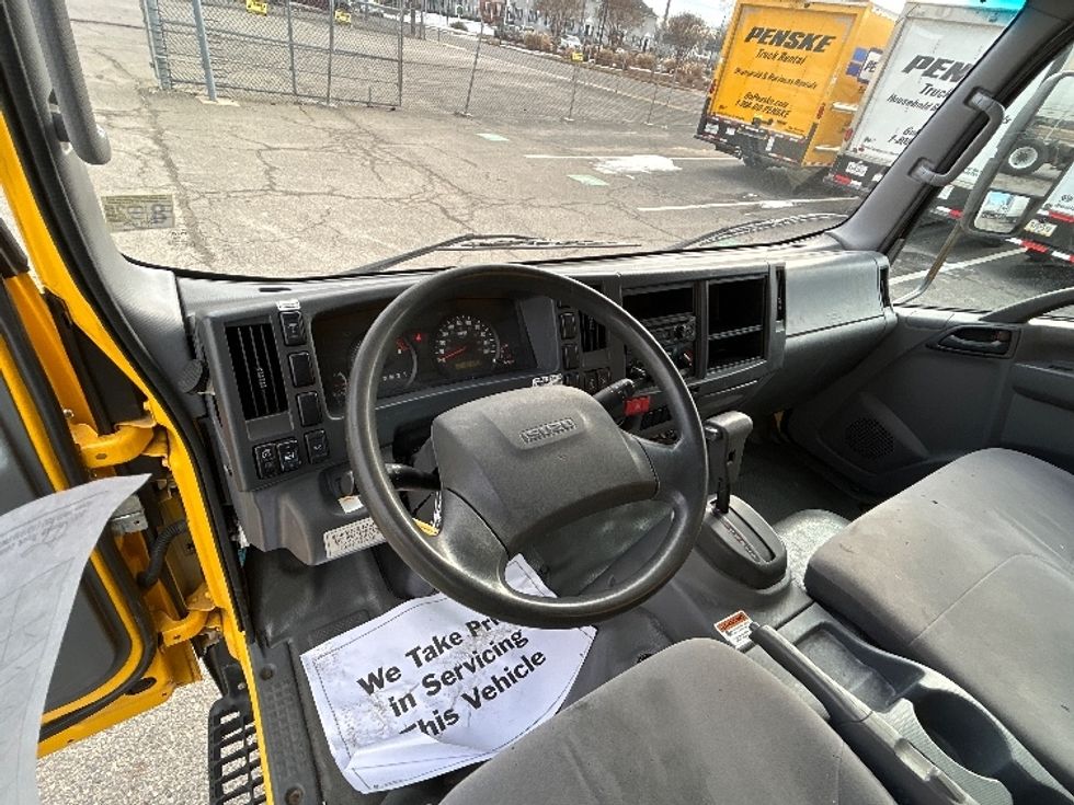 Light Duty Box Truck-Light and Medium Duty Trucks-Isuzu-2021-NPR EFI-Richmond-VA-121,006\n\t\tmiles-$ 35,500 - Image 17