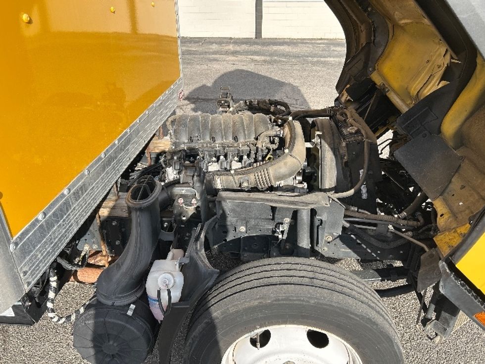 Light Duty Box Truck-Light and Medium Duty Trucks-Isuzu-2021-NPR EFI-Richmond-VA-121,006\n\t\tmiles-$ 35,500 - Image 21