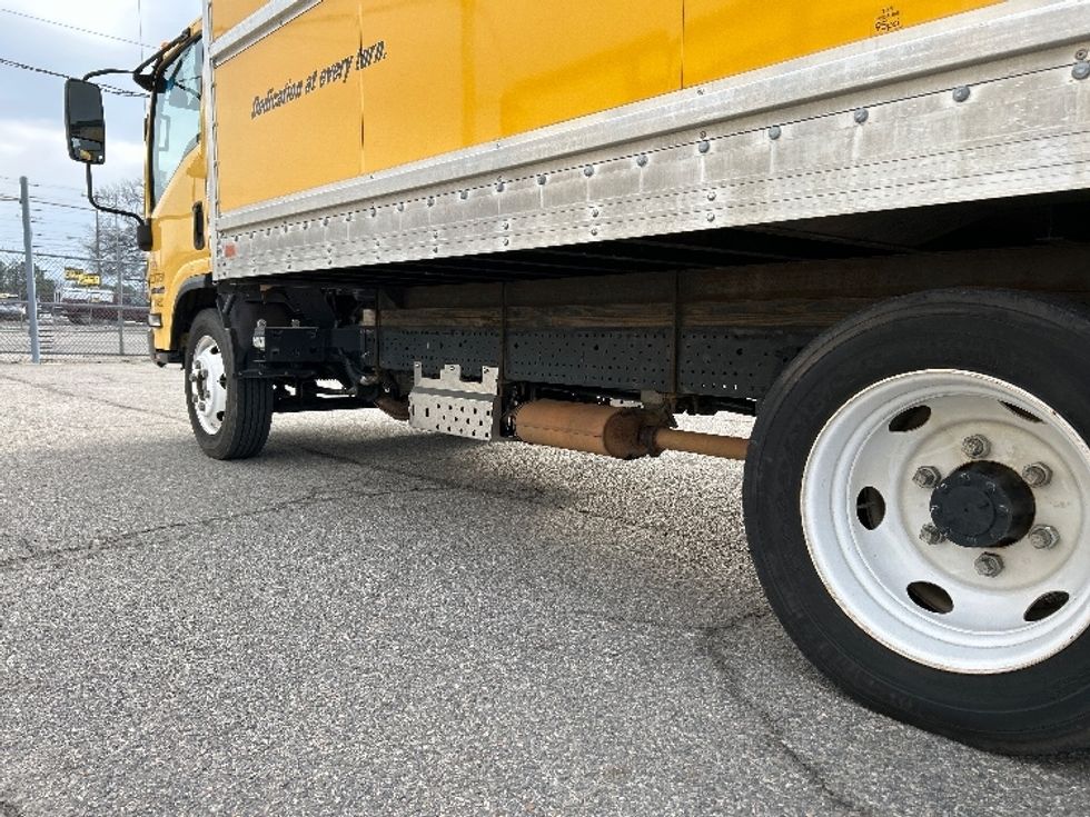 Light Duty Box Truck-Light and Medium Duty Trucks-Isuzu-2021-NPR EFI-Richmond-VA-121,006\n\t\tmiles-$ 35,500 - Image 6