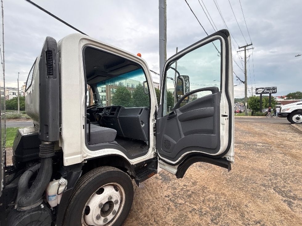 Light Duty Box Truck-Light and Medium Duty Trucks-Isuzu-2021-NPR EFI-Rockville-MD-100,954\n\t\tmiles-$ 40,000 - Image 20