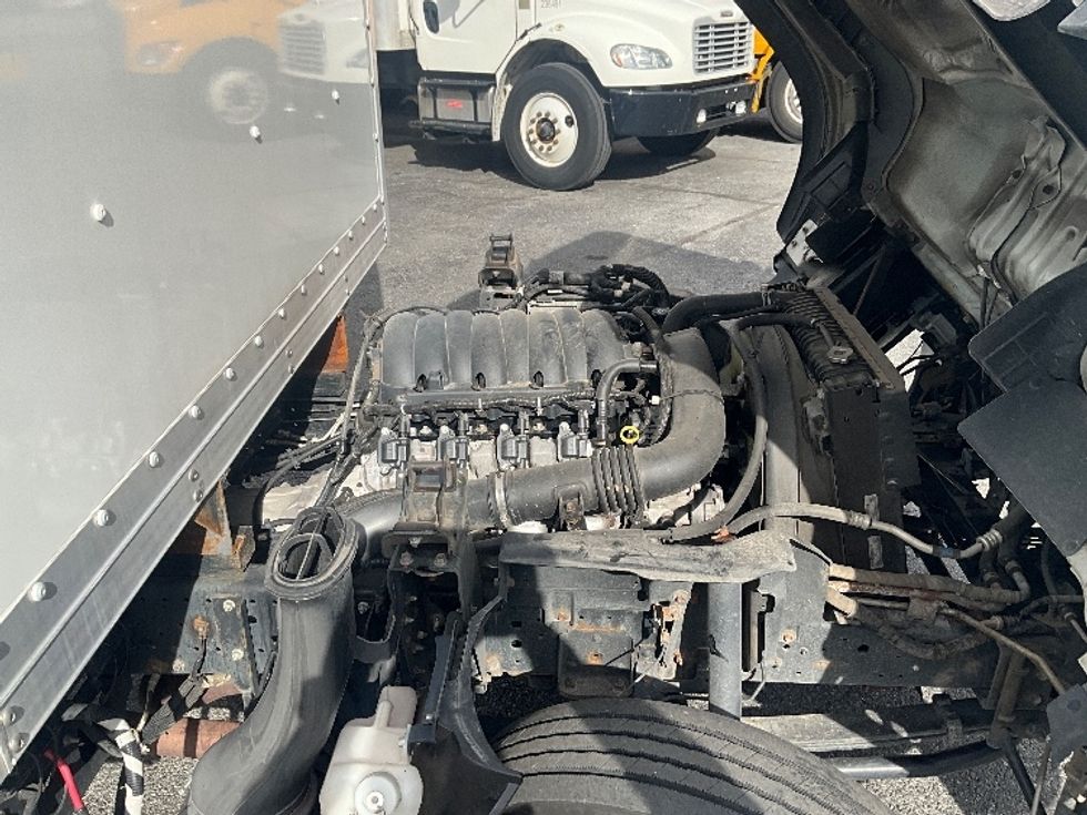 Light Duty Box Truck-Light and Medium Duty Trucks-Isuzu-2021-NPR EFI-Rockville-MD-103,111\n\t\tmiles-$ 39,750 - Image 23