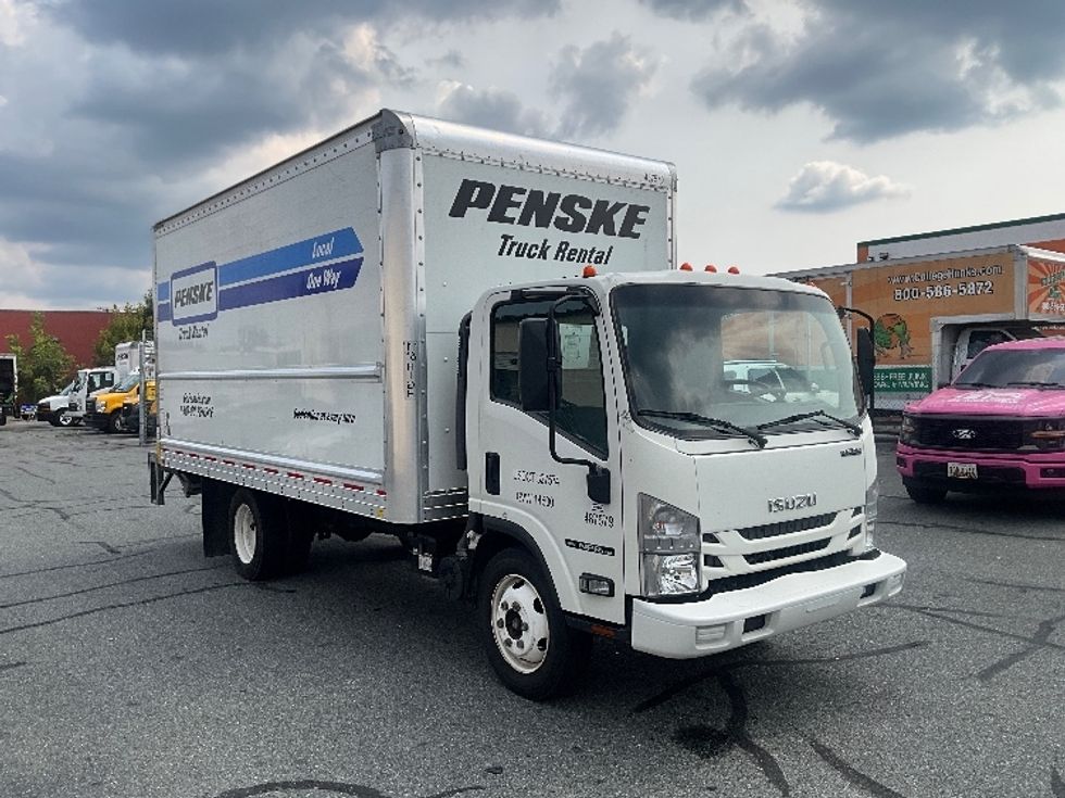 Light Duty Box Truck-Light and Medium Duty Trucks-Isuzu-2021-NPR EFI-Rockville-MD-109,757\n\t\tmiles-$ 39,000 - Image 1