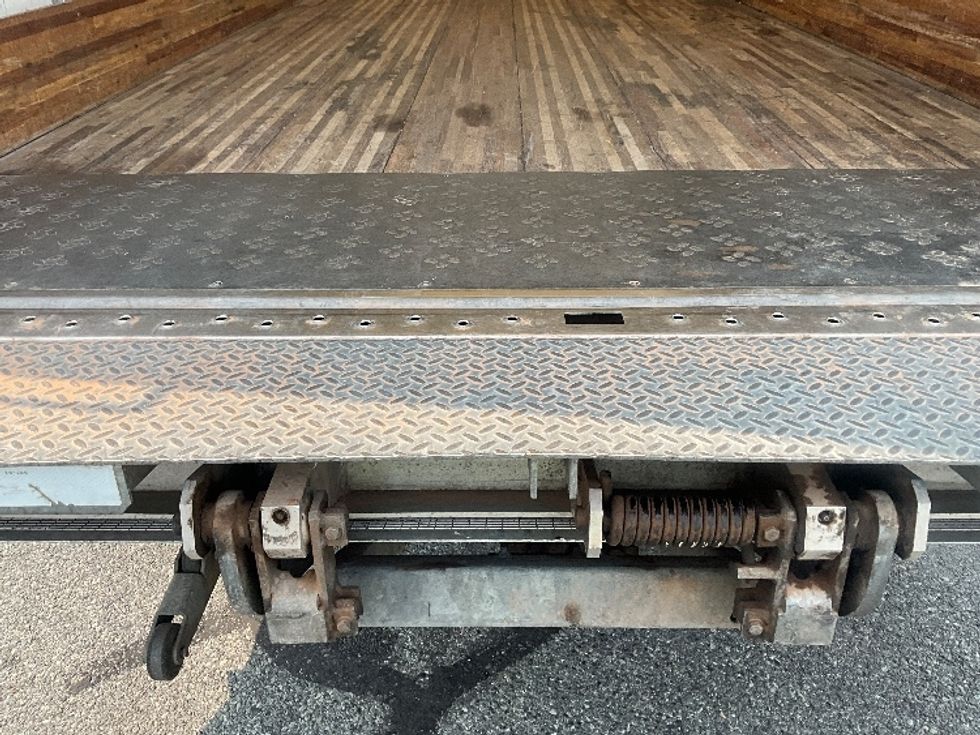 Light Duty Box Truck-Light and Medium Duty Trucks-Isuzu-2021-NPR EFI-Rockville-MD-109,757\n\t\tmiles-$ 39,000 - Image 10