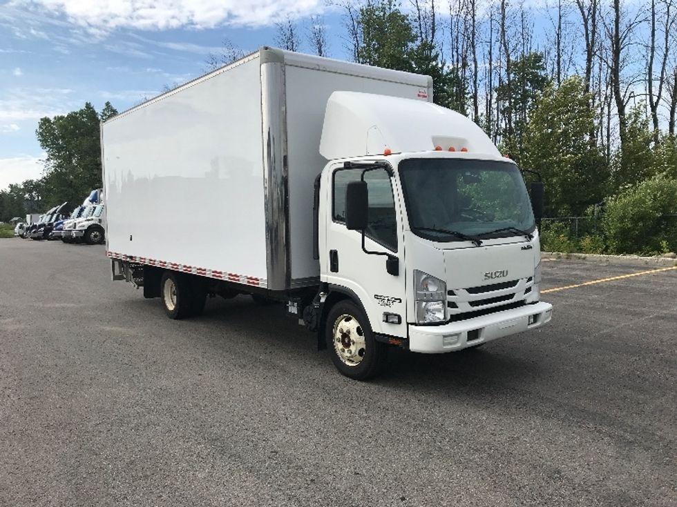 Light Duty Box Truck-Light and Medium Duty Trucks-Isuzu-2021-NPR EFI-Saint Laurent-PQ-161,878\n\t\tkm-$ 47,750 - Image 1