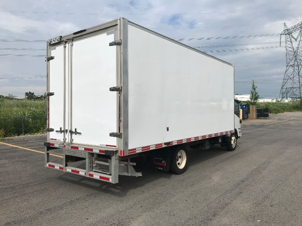 Light Duty Box Truck-Light and Medium Duty Trucks-Isuzu-2021-NPR EFI-Saint Laurent-PQ-161,878\n\t\tkm-$ 47,750 - Image 13