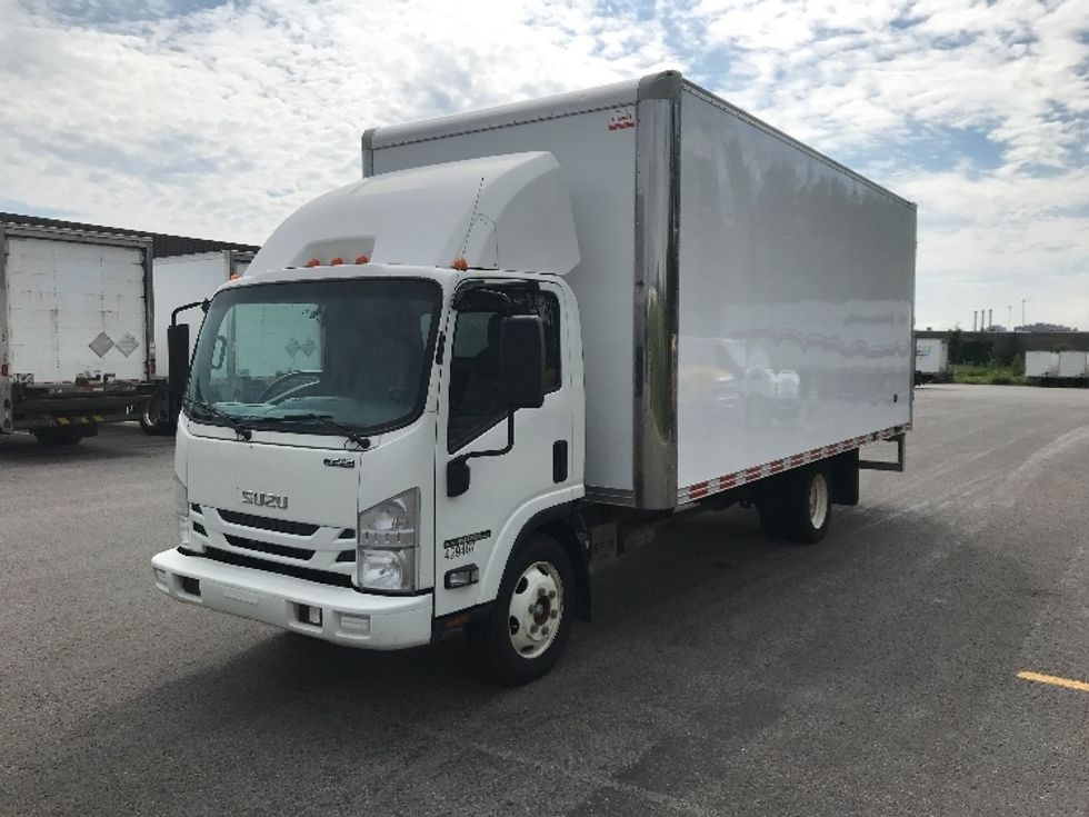 Light Duty Box Truck-Light and Medium Duty Trucks-Isuzu-2021-NPR EFI-Saint Laurent-PQ-161,878\n\t\tkm-$ 47,750 - Image 3
