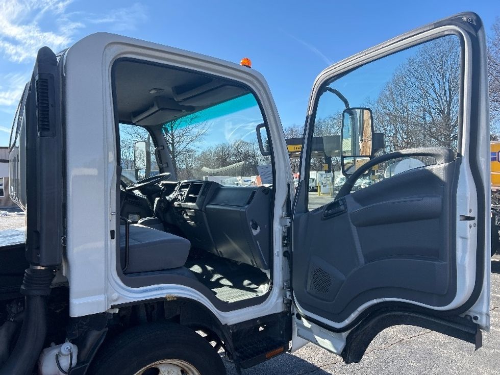 Light Duty Box Truck-Light and Medium Duty Trucks-Isuzu-2021-NPR EFI-Salem-VA-83,226\n\t\tmiles-$ 42,500 - Image 20