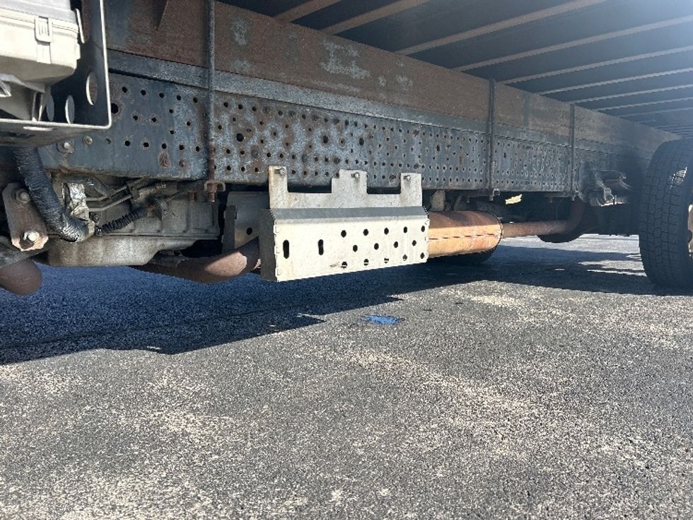 Light Duty Box Truck-Light and Medium Duty Trucks-Isuzu-2021-NPR EFI-Salem-VA-83,226\n\t\tmiles-$ 42,500 - Image 5