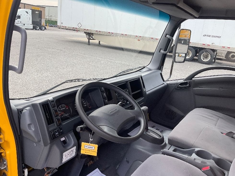Light Duty Box Truck-Light and Medium Duty Trucks-Isuzu-2021-NPR EFI-South Bend-IN-84,292\n\t\tmiles-$ 37,750 - Image 17