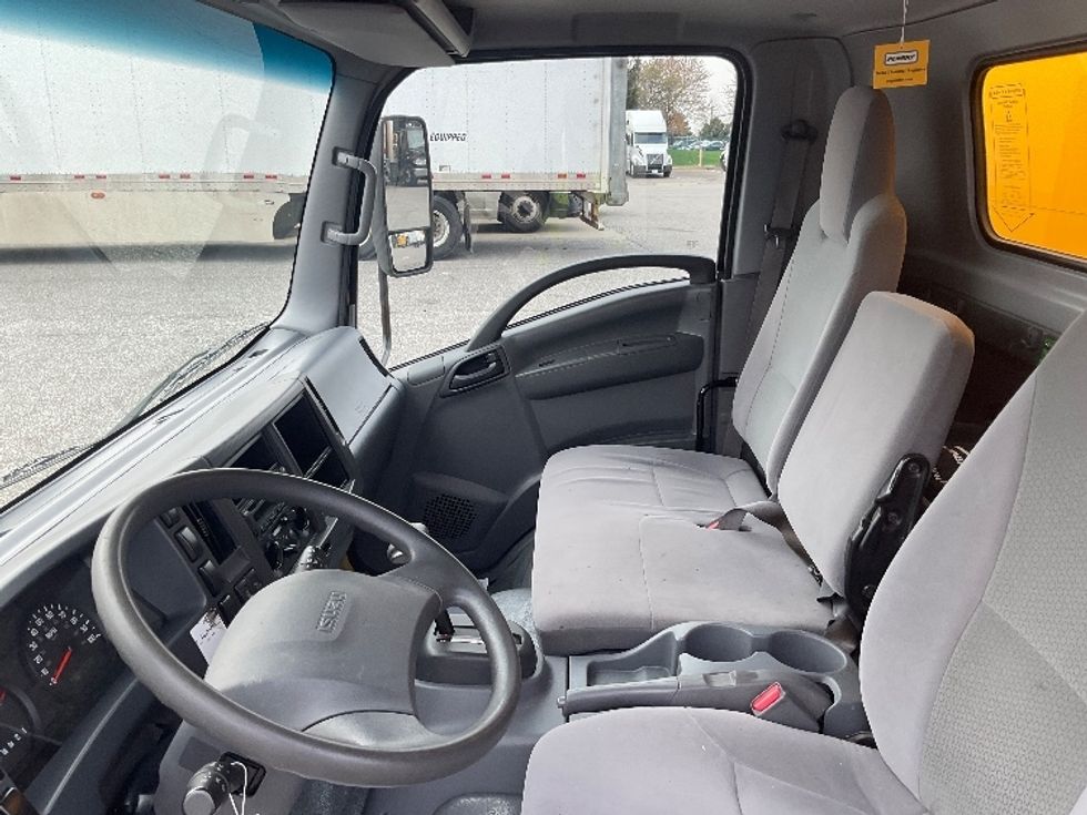 Light Duty Box Truck-Light and Medium Duty Trucks-Isuzu-2021-NPR EFI-South Bend-IN-84,292\n\t\tmiles-$ 37,750 - Image 19