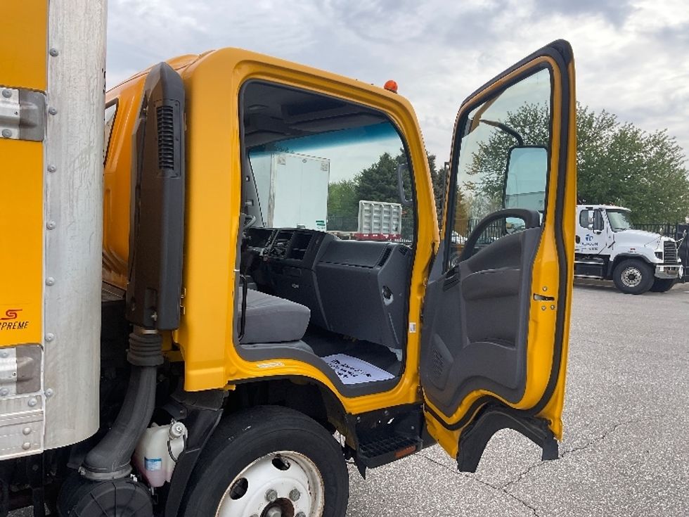 Light Duty Box Truck-Light and Medium Duty Trucks-Isuzu-2021-NPR EFI-South Bend-IN-84,292\n\t\tmiles-$ 37,750 - Image 20