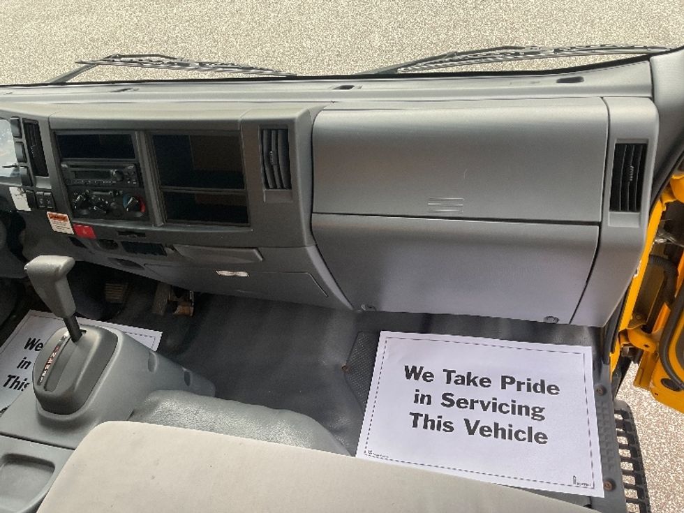 Light Duty Box Truck-Light and Medium Duty Trucks-Isuzu-2021-NPR EFI-South Bend-IN-84,292\n\t\tmiles-$ 37,750 - Image 21