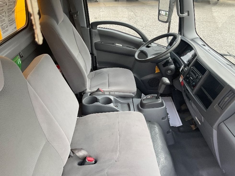 Light Duty Box Truck-Light and Medium Duty Trucks-Isuzu-2021-NPR EFI-South Bend-IN-84,292\n\t\tmiles-$ 37,750 - Image 22