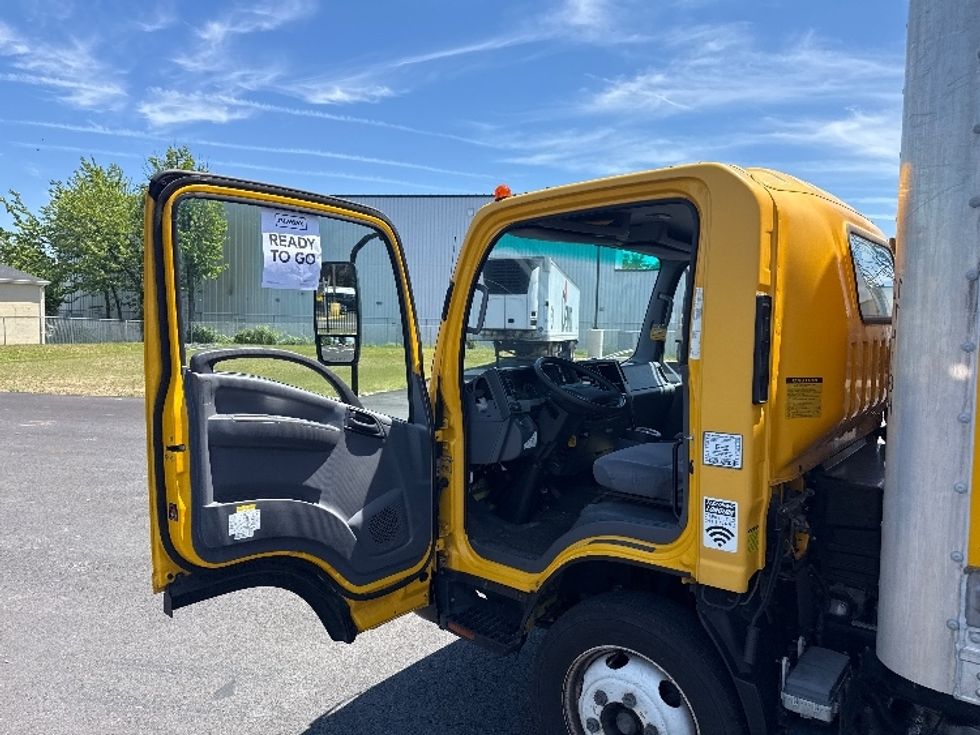 Light Duty Box Truck-Light and Medium Duty Trucks-Isuzu-2021-NPR EFI-South Plainfield-NJ-105,250\n\t\tmiles-$ 37,250 - Image 16
