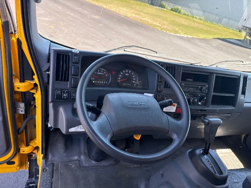 Light Duty Box Truck-Light and Medium Duty Trucks-Isuzu-2021-NPR EFI-South Plainfield-NJ-105,250\n\t\tmiles-$ 37,250 - Image 17