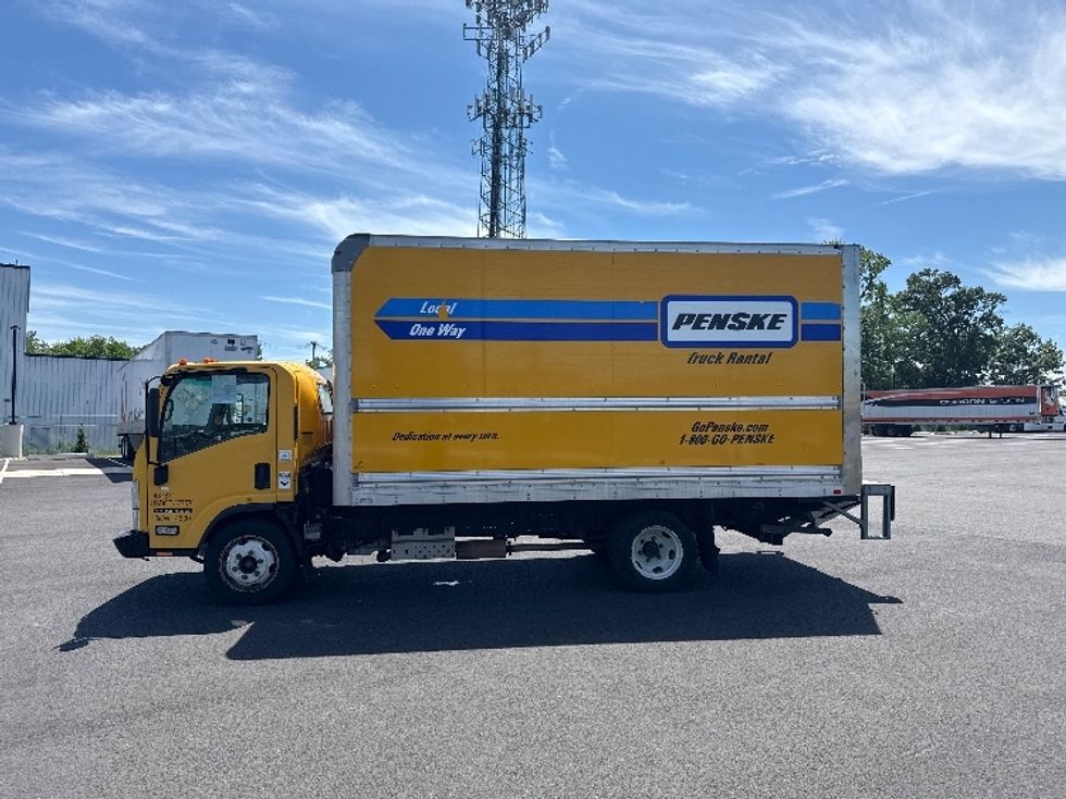 Light Duty Box Truck-Light and Medium Duty Trucks-Isuzu-2021-NPR EFI-South Plainfield-NJ-105,250\n\t\tmiles-$ 37,250 - Image 4