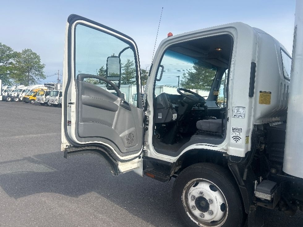 Light Duty Box Truck-Light and Medium Duty Trucks-Isuzu-2021-NPR EFI-South Plainfield-NJ-96,466\n\t\tmiles-$ 39,000 - Image 16