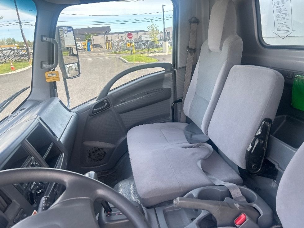 Light Duty Box Truck-Light and Medium Duty Trucks-Isuzu-2021-NPR EFI-South Plainfield-NJ-96,466\n\t\tmiles-$ 39,000 - Image 19
