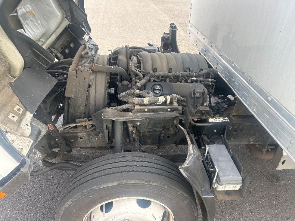 Light Duty Box Truck-Light and Medium Duty Trucks-Isuzu-2021-NPR EFI-South Plainfield-NJ-96,466\n\t\tmiles-$ 39,000 - Image 24
