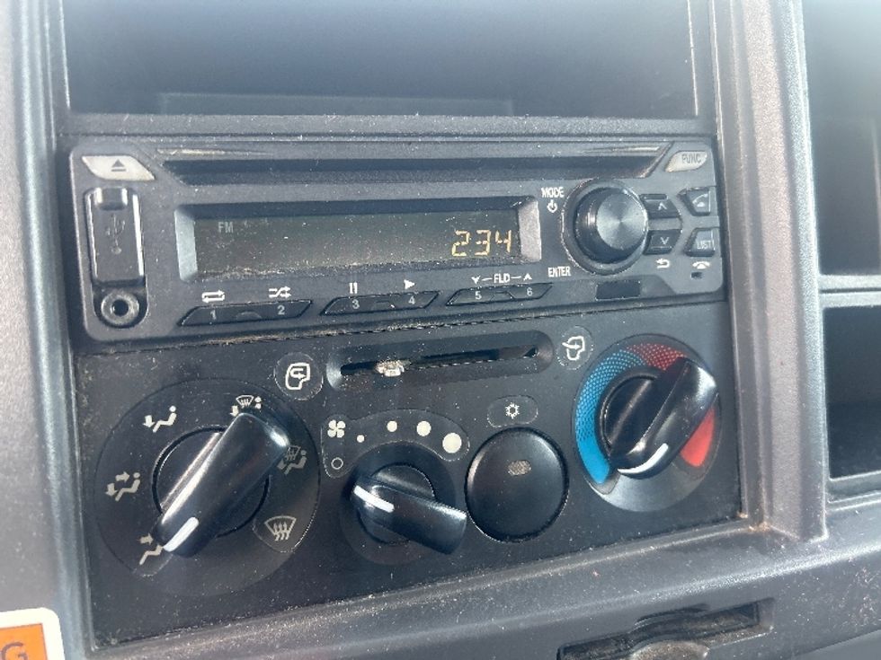 Light Duty Box Truck-Light and Medium Duty Trucks-Isuzu-2021-NPR EFI-South Plainfield-NJ-96,466\n\t\tmiles-$ 39,000 - Image 25