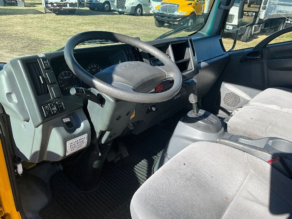 Light Duty Box Truck-Light and Medium Duty Trucks-Isuzu-2021-NPR EFI-Springfield-MO-106,568\n\t\tmiles-$ 37,250 - Image 17