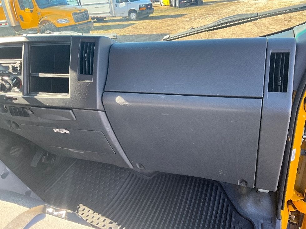 Light Duty Box Truck-Light and Medium Duty Trucks-Isuzu-2021-NPR EFI-Springfield-MO-106,568\n\t\tmiles-$ 37,250 - Image 21