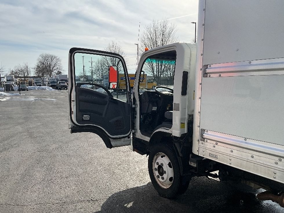Light Duty Box Truck-Light and Medium Duty Trucks-Isuzu-2021-NPR EFI-Springfield-MO-180,002\n\t\tmiles-$ 24,500 - Image 16