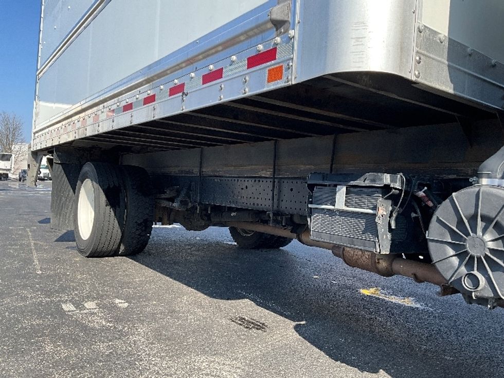 Light Duty Box Truck-Light and Medium Duty Trucks-Isuzu-2021-NPR EFI-Springfield-MO-200,604\n\t\tmiles-$ 23,250 - Image 13