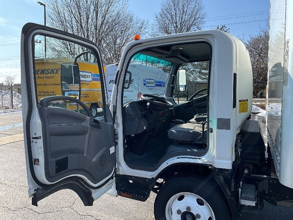 Light Duty Box Truck-Light and Medium Duty Trucks-Isuzu-2021-NPR EFI-Springfield-MO-200,604\n\t\tmiles-$ 23,250 - Image 15
