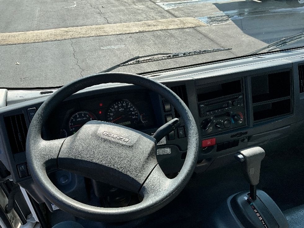 Light Duty Box Truck-Light and Medium Duty Trucks-Isuzu-2021-NPR EFI-Springfield-MO-200,604\n\t\tmiles-$ 23,250 - Image 17