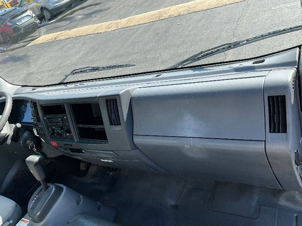 Light Duty Box Truck-Light and Medium Duty Trucks-Isuzu-2021-NPR EFI-Springfield-MO-200,604\n\t\tmiles-$ 23,250 - Image 20