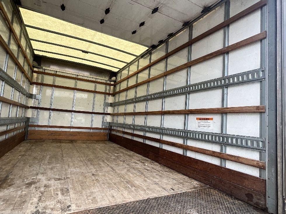 Light Duty Box Truck-Light and Medium Duty Trucks-Isuzu-2021-NPR EFI-Sterling-VA-95,062\n\t\tmiles-$ 35,250 - Image 12