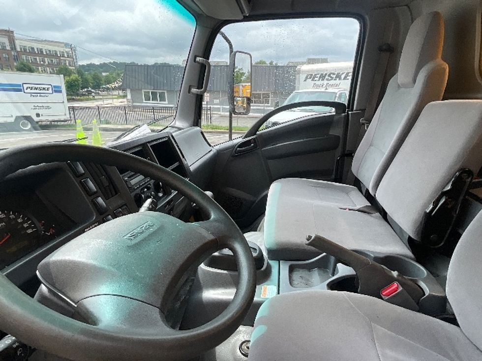 Light Duty Box Truck-Light and Medium Duty Trucks-Isuzu-2021-NPR EFI-Sterling-VA-95,062\n\t\tmiles-$ 35,250 - Image 19