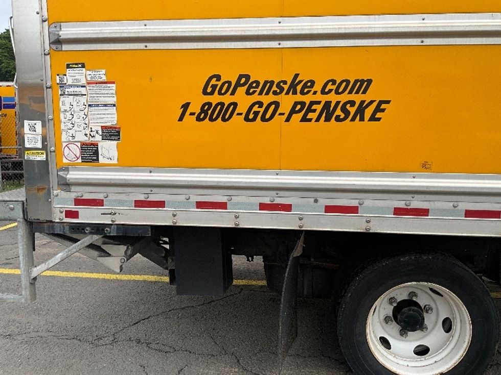 Light Duty Box Truck-Light and Medium Duty Trucks-Isuzu-2021-NPR EFI-Sterling-VA-95,062\n\t\tmiles-$ 35,250 - Image 27