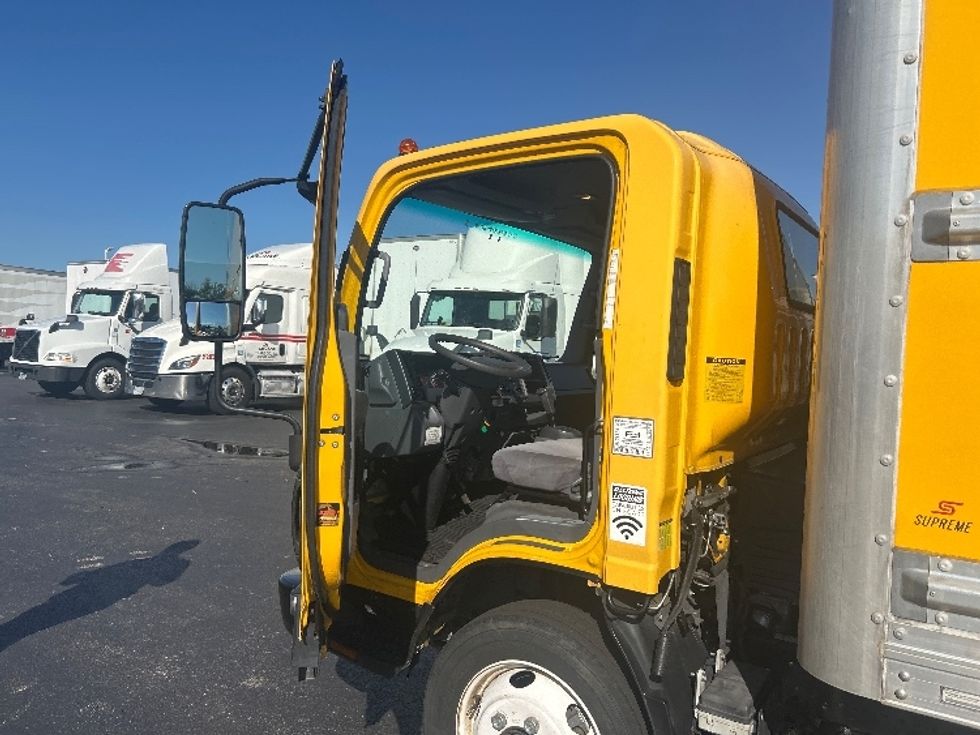 Light Duty Box Truck-Light and Medium Duty Trucks-Isuzu-2021-NPR EFI-Swedesboro-NJ-103,188\n\t\tmiles-$ 37,000 - Image 16