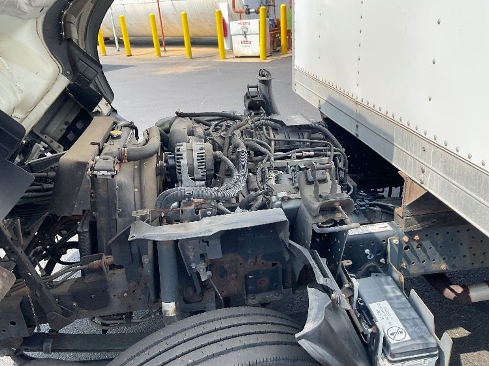 Light Duty Box Truck-Light and Medium Duty Trucks-Isuzu-2021-NPR EFI-Swedesboro-NJ-103,188\n\t\tmiles-$ 37,000 - Image 24