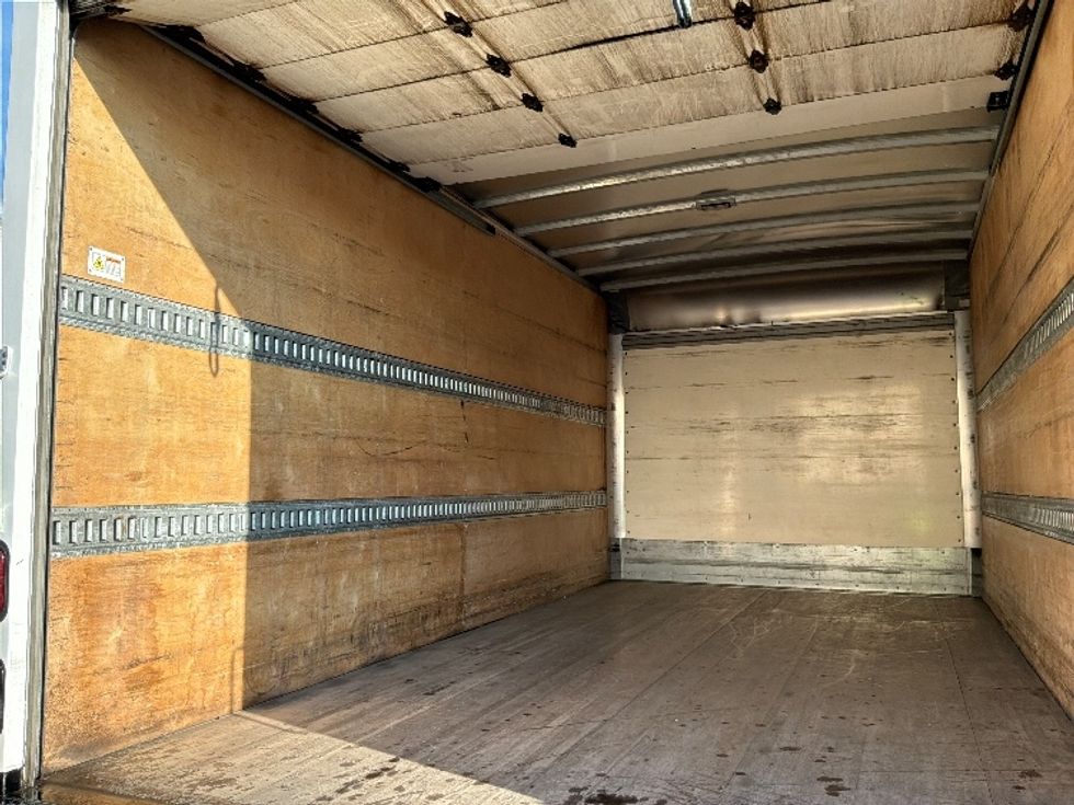 Light Duty Box Truck-Light and Medium Duty Trucks-Isuzu-2021-NPR EFI-Tacoma-WA-124,816\n\t\tmiles-$ 37,000 - Image 11