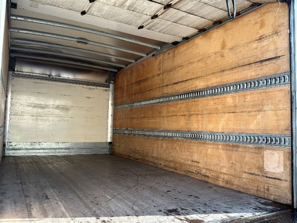 Light Duty Box Truck-Light and Medium Duty Trucks-Isuzu-2021-NPR EFI-Tacoma-WA-124,816\n\t\tmiles-$ 37,000 - Image 12