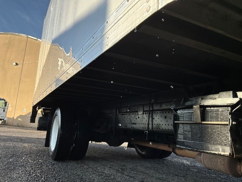 Light Duty Box Truck-Light and Medium Duty Trucks-Isuzu-2021-NPR EFI-Tacoma-WA-124,816\n\t\tmiles-$ 37,000 - Image 14