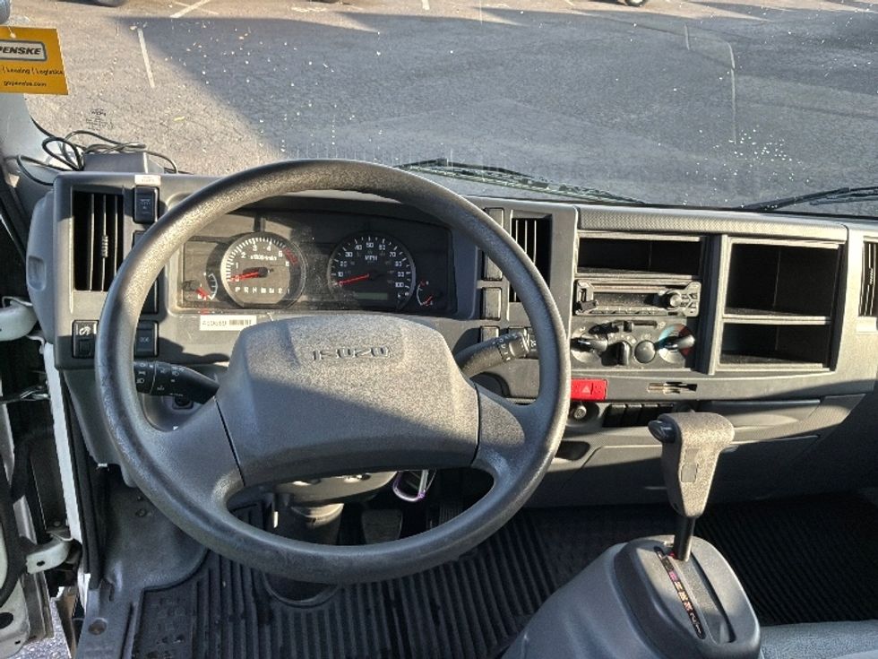 Light Duty Box Truck-Light and Medium Duty Trucks-Isuzu-2021-NPR EFI-Tacoma-WA-124,816\n\t\tmiles-$ 37,000 - Image 18