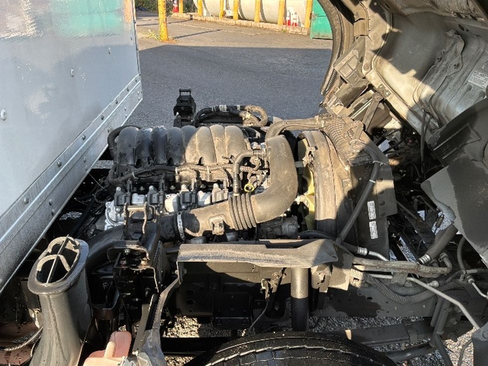 Light Duty Box Truck-Light and Medium Duty Trucks-Isuzu-2021-NPR EFI-Tacoma-WA-124,816\n\t\tmiles-$ 37,000 - Image 23