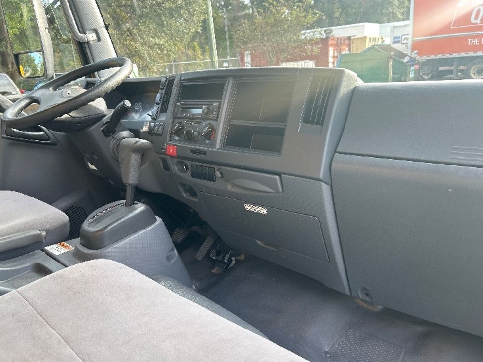 Light Duty Box Truck-Light and Medium Duty Trucks-Isuzu-2021-NPR EFI-Tallahassee-FL-116,485\n\t\tmiles-$ 36,250 - Image 21