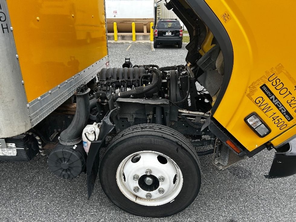 Light Duty Box Truck-Light and Medium Duty Trucks-Isuzu-2021-NPR EFI-Tallahassee-FL-120,019\n\t\tmiles-$ 35,500 - Image 23