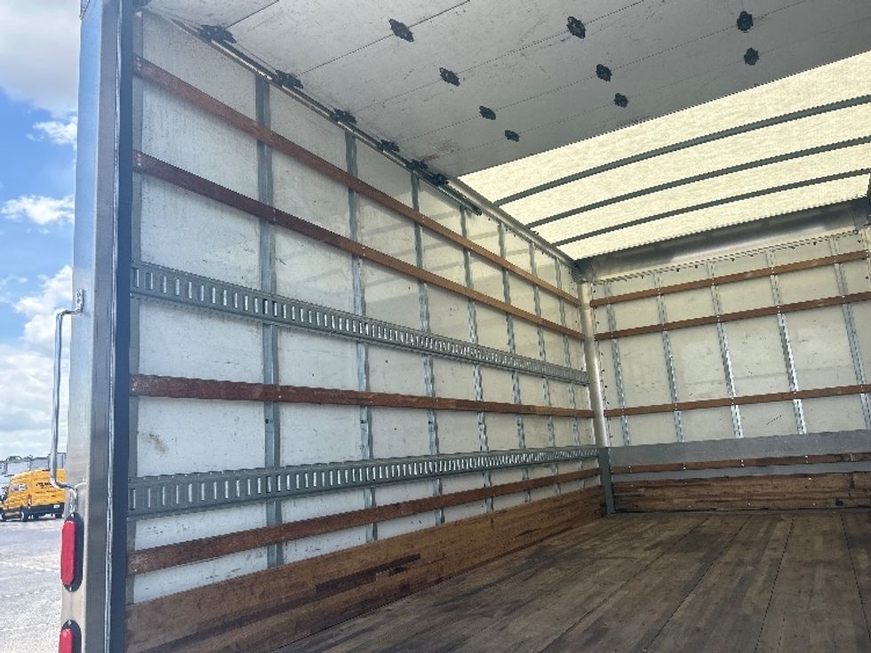 Light Duty Box Truck-Light and Medium Duty Trucks-Isuzu-2021-NPR EFI-Tampa-FL-100,510\n\t\tmiles-$ 39,500 - Image 10