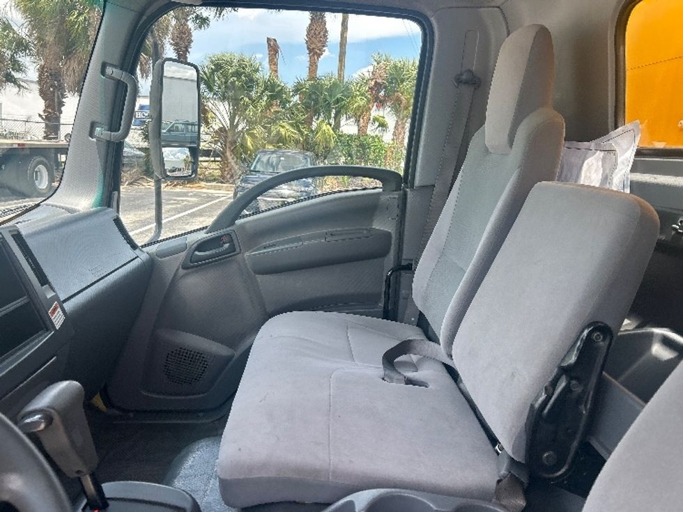Light Duty Box Truck-Light and Medium Duty Trucks-Isuzu-2021-NPR EFI-Tampa-FL-100,510\n\t\tmiles-$ 39,500 - Image 17