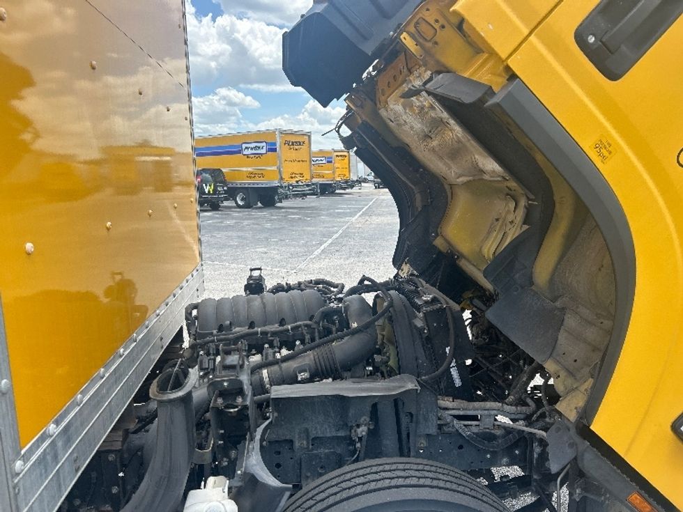 Light Duty Box Truck-Light and Medium Duty Trucks-Isuzu-2021-NPR EFI-Tampa-FL-100,510\n\t\tmiles-$ 39,500 - Image 21