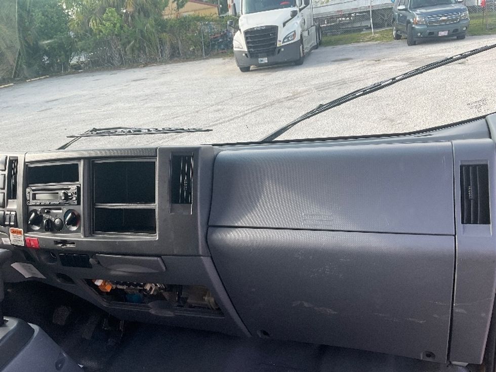 Light Duty Box Truck-Light and Medium Duty Trucks-Isuzu-2021-NPR EFI-Tampa-FL-100,558\n\t\tmiles-$ 39,750 - Image 21