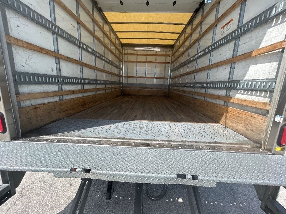 Light Duty Box Truck-Light and Medium Duty Trucks-Isuzu-2021-NPR EFI-Tampa-FL-132,771\n\t\tmiles-$ 36,750 - Image 10